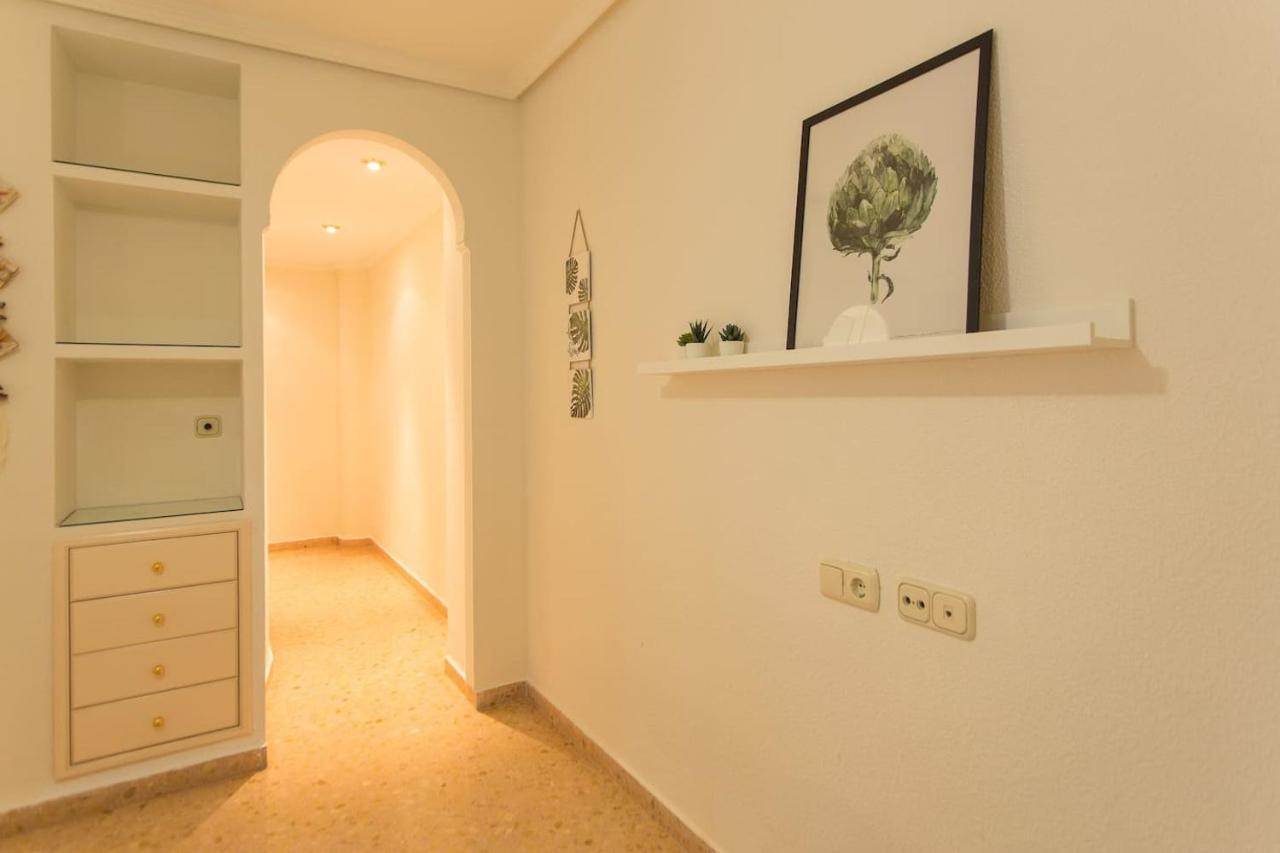 Nice Apartment Close To Mercado Central Alicante Exterior photo